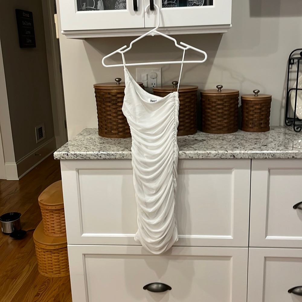 Princess Polly size zero White dress